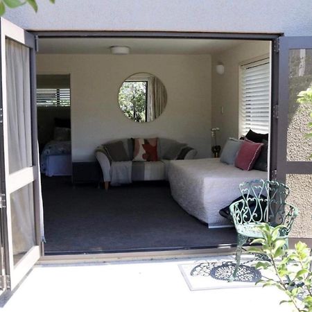 Retreat On Rita ~ Downtown Mount Maunganui With Beach Access Extérieur photo